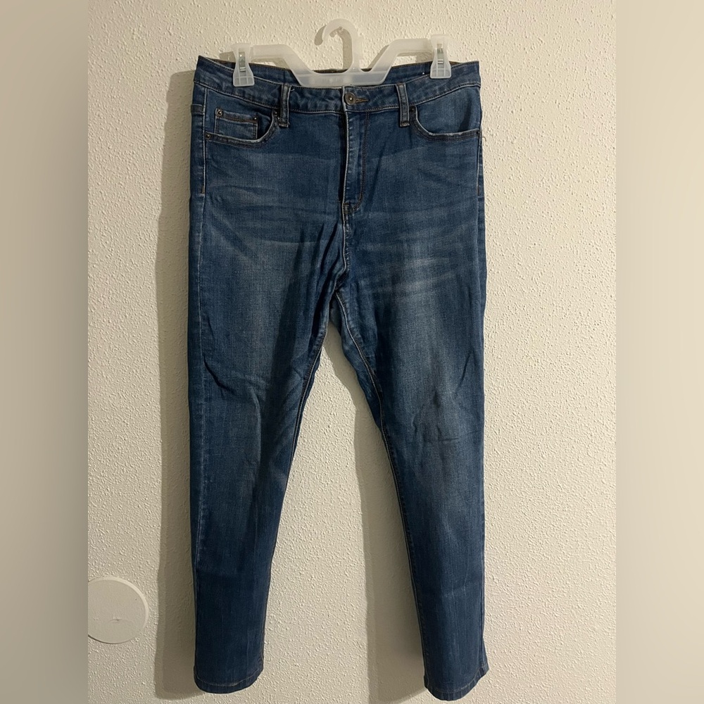 Mignon Women's Skinny Jeans in Dark Blue Wash
